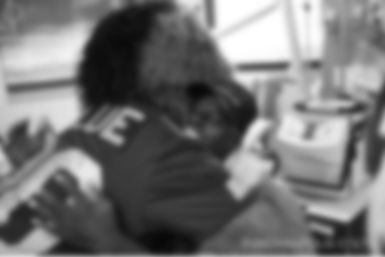 2018_1112_ CM_VAHospitalVisit0240