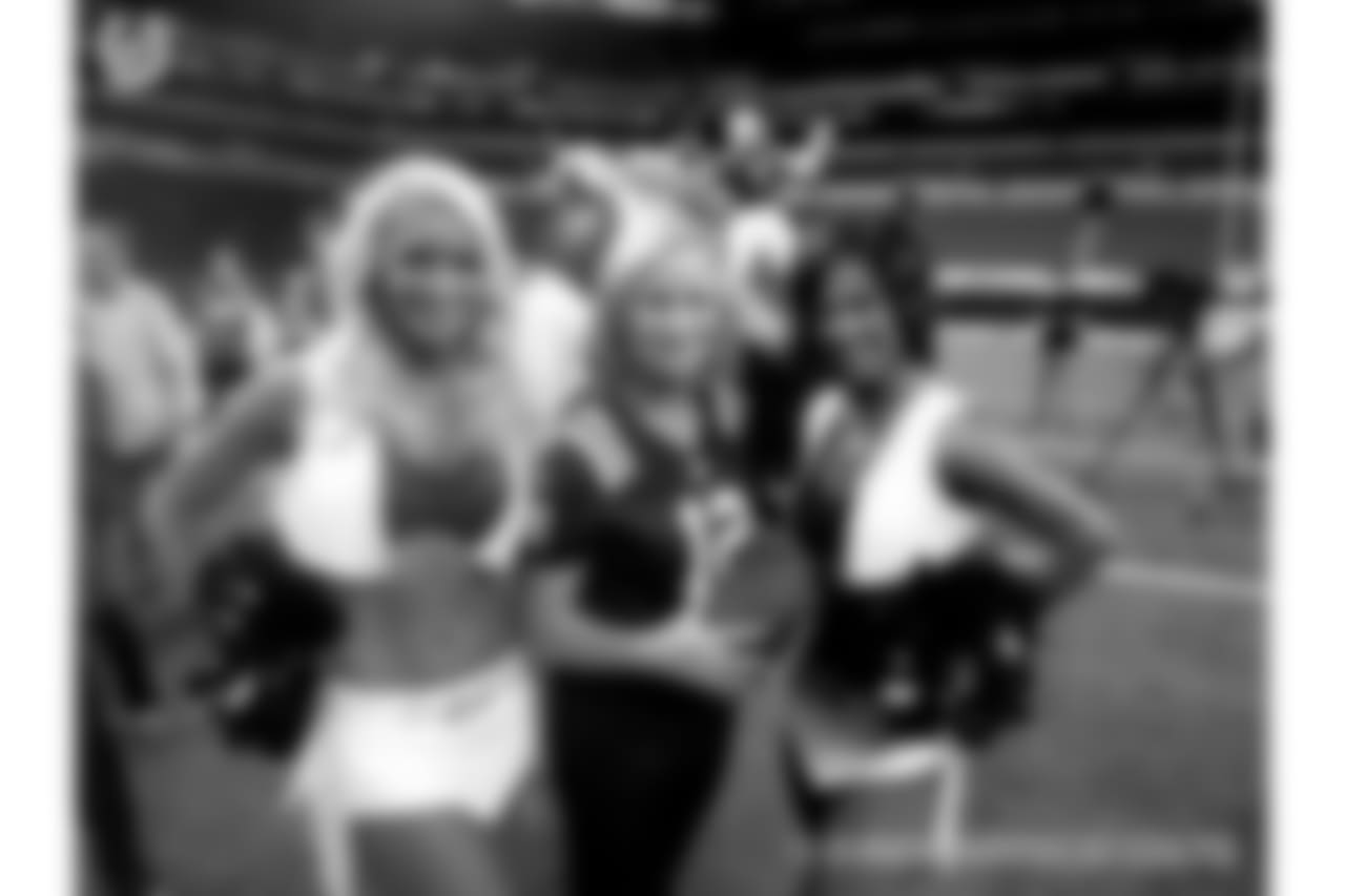 2018_1010_35yrsColtsCheer_0065