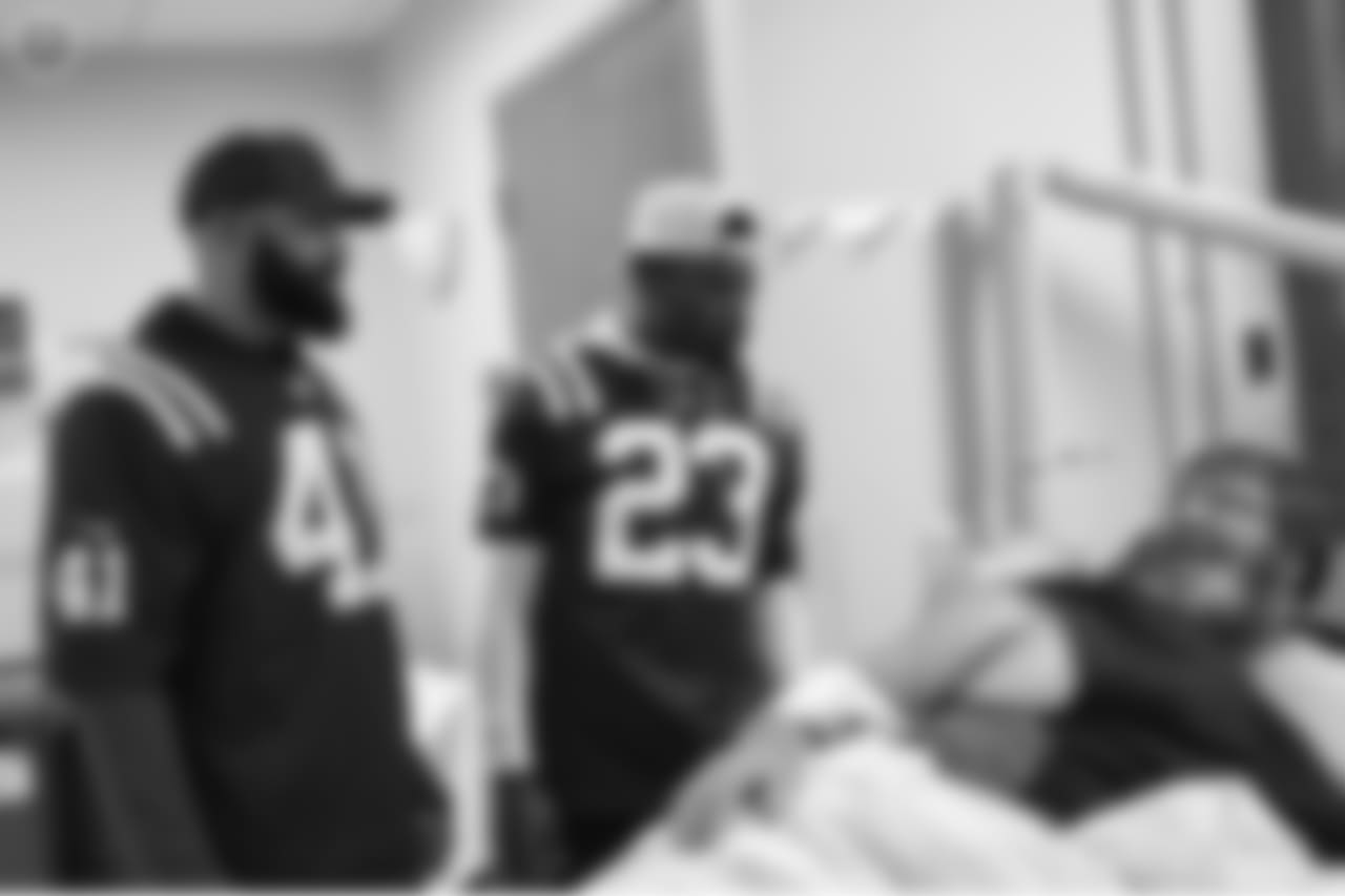 2018_1112_ CM_VAHospitalVisit0147