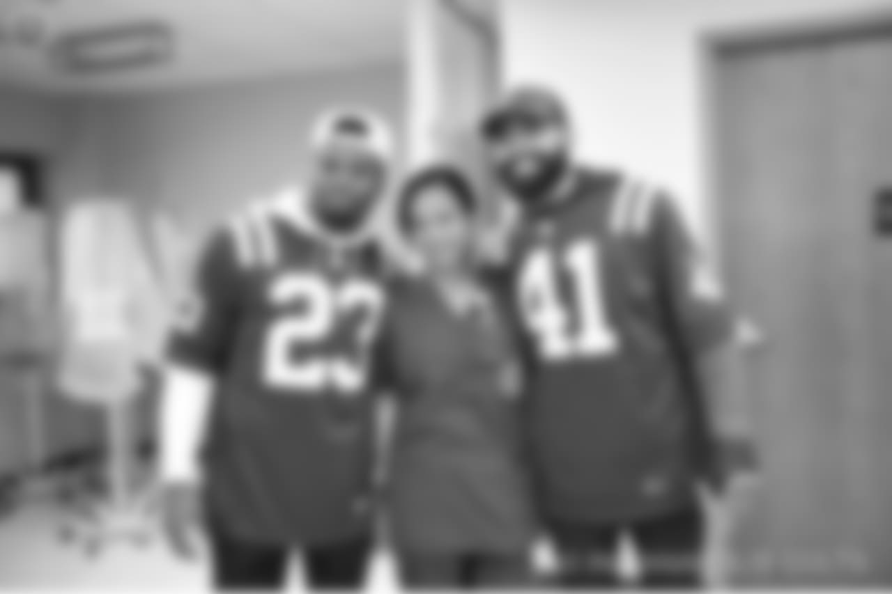 2018_1112_ CM_VAHospitalVisit0266