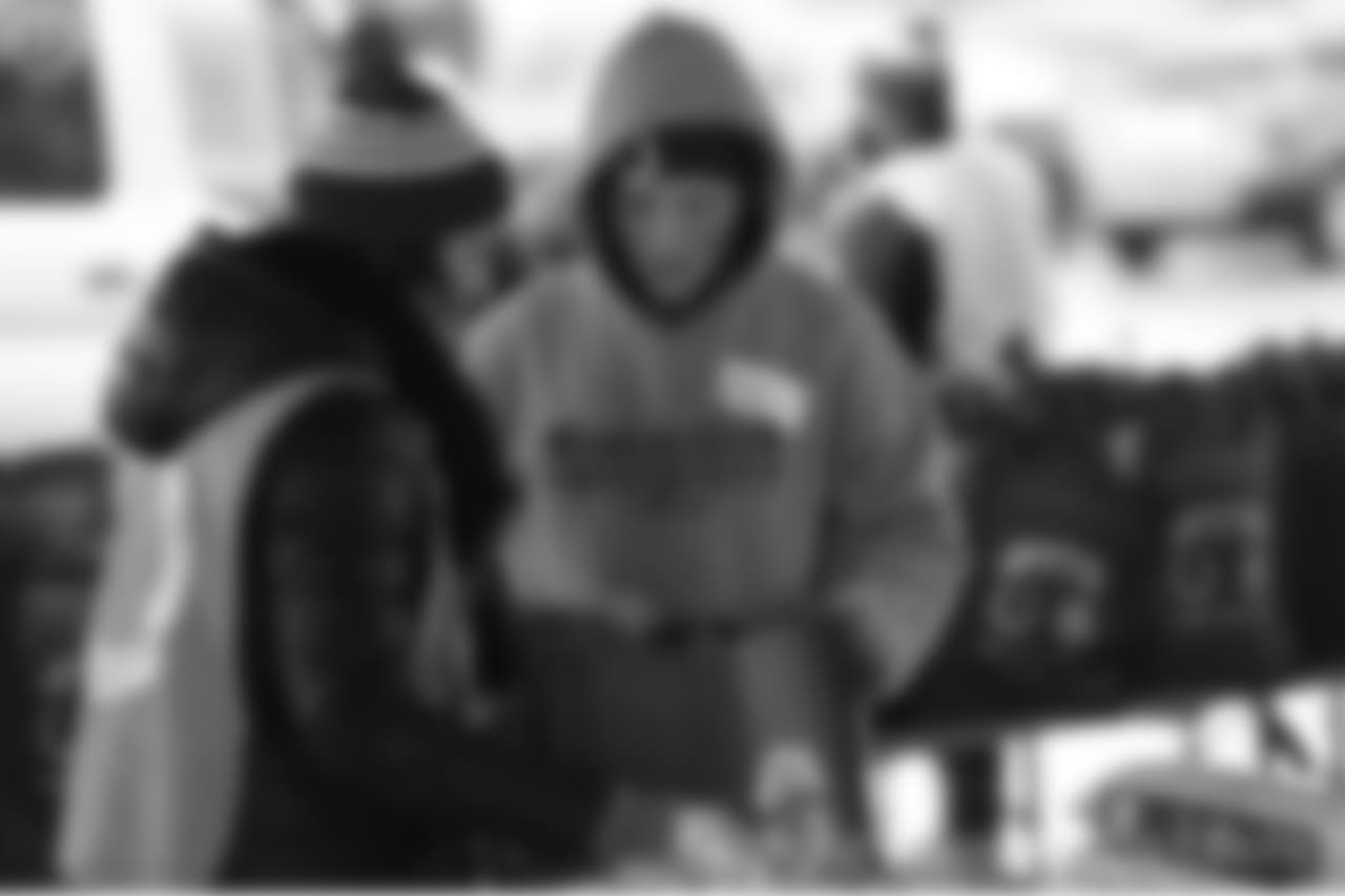 2018_1119_HorseshoeHelp_Spon_0080