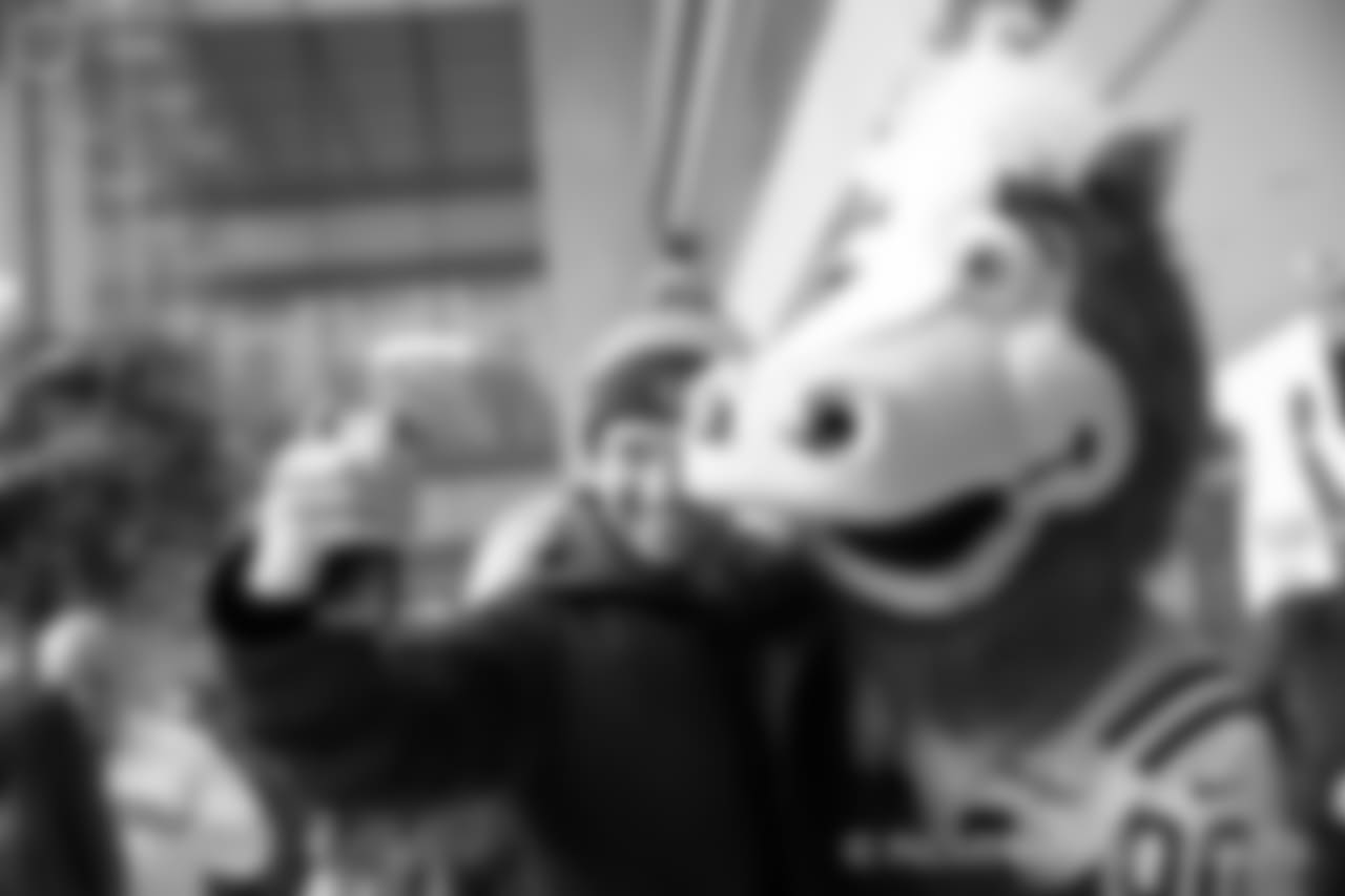 2019_0111_PlayoffPepRally_0536