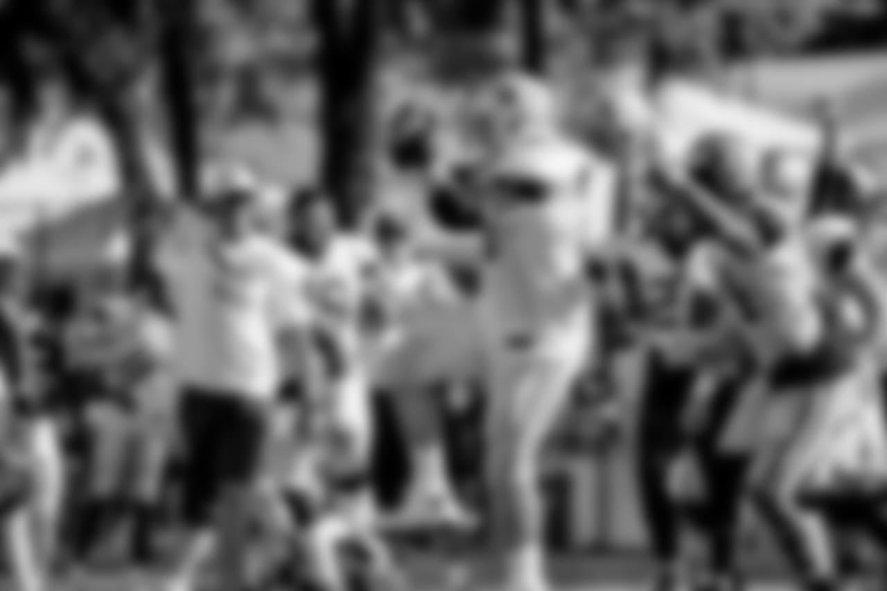 20180805_Training Camp_Blue-White_Zack Martin_Selects_JJ_004468