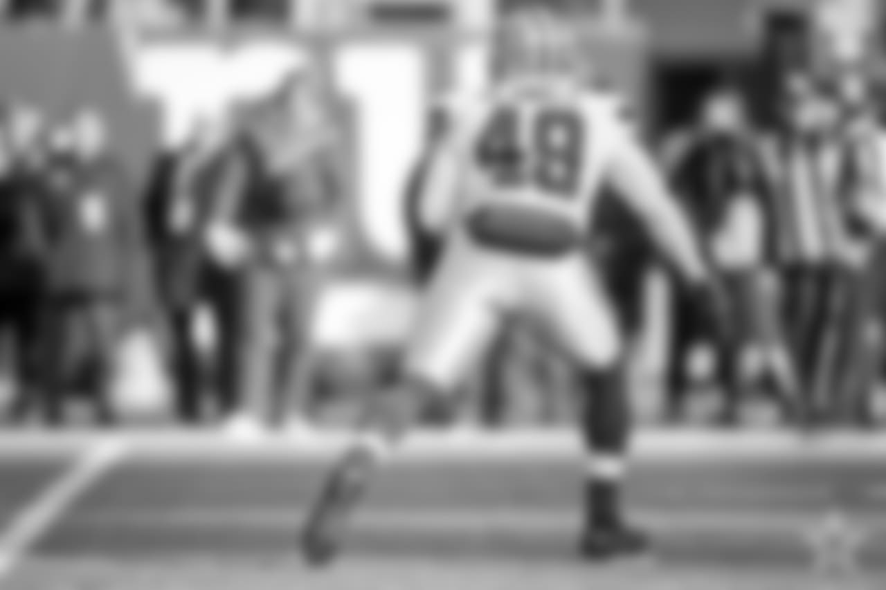 **Jamize Olawale** – Listed as fullback, he only played in 12 percent of the offensive snaps. But he was a core special teams player that led the team in tackles in the kicking game.