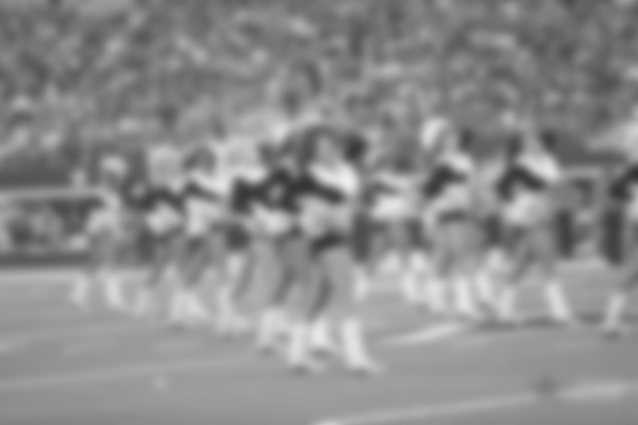 023 December 2018: Holiday show of the cheerleaders
of the Dallas Cowboys during their NFL week 16 regular season 27-20 win over the Tampa Bay Buccaneers at AT&T Stadium in Arlington, Texas. Photo by James D. Smith/Dallas Cowboys