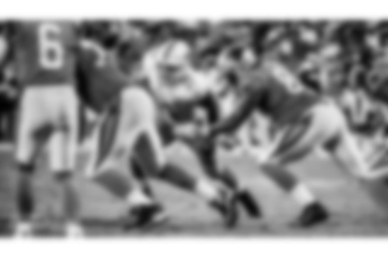 Cameron Wake, Defensive End