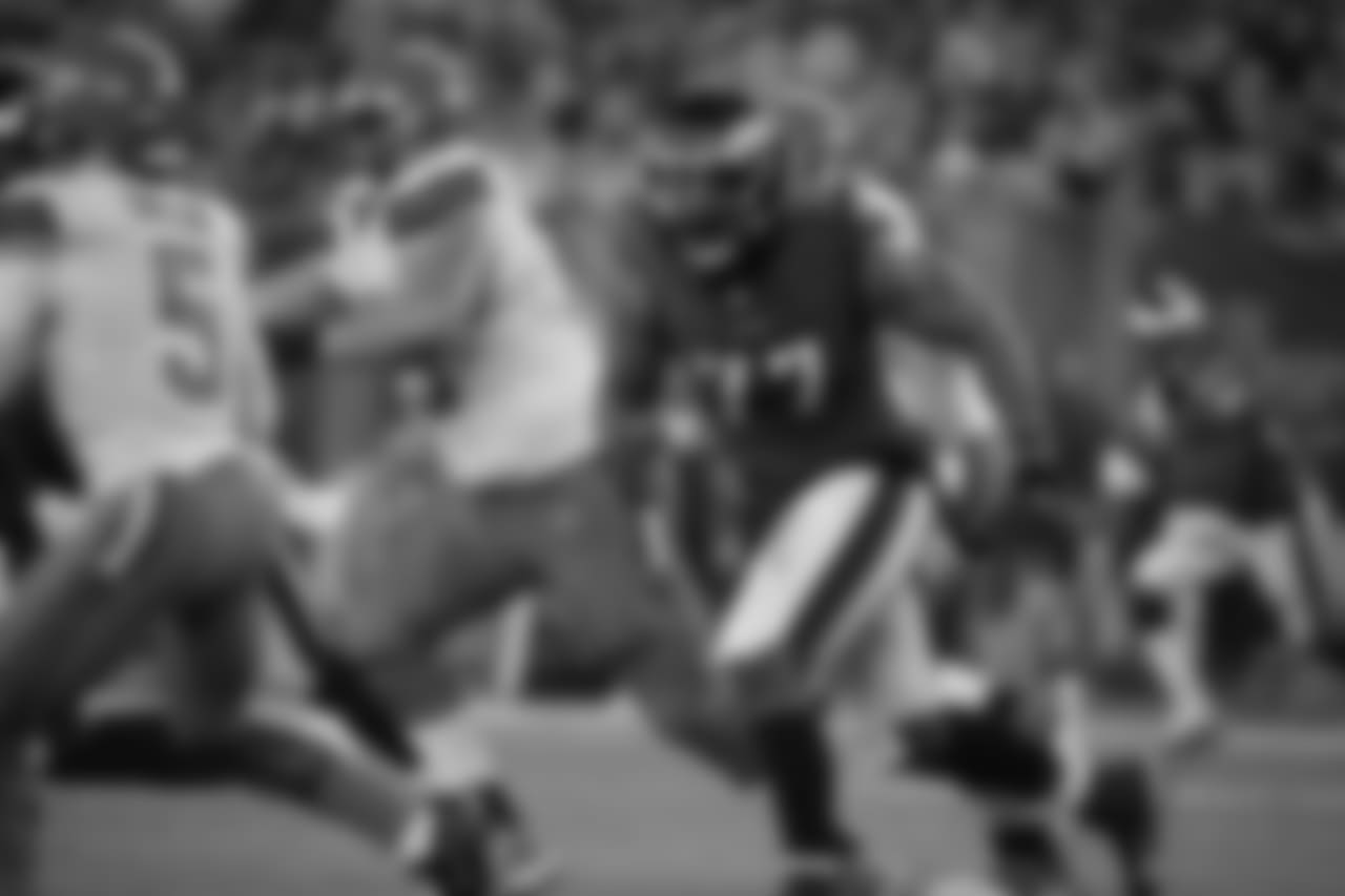 DE Michael Bennett