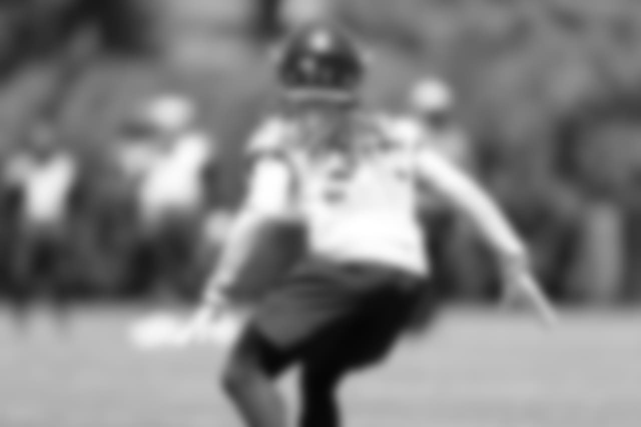 CB Avonte Maddox