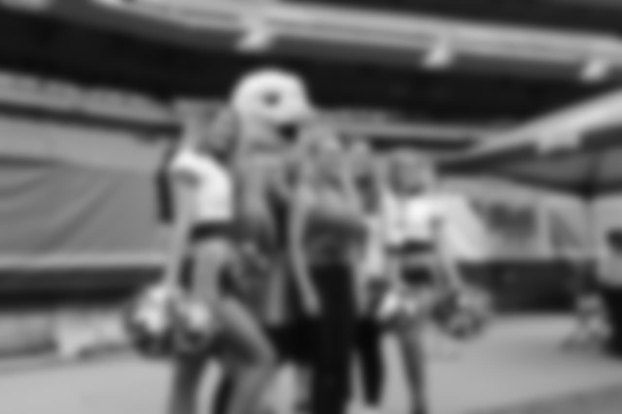 All smiles with SWOOP and the Eagles Cheerleaders