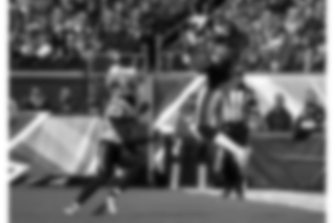 WR Alshon Jeffery
Philadelphia Eagles vs. Carolina Panthers at Lincoln Financial Field on October 21, 2018