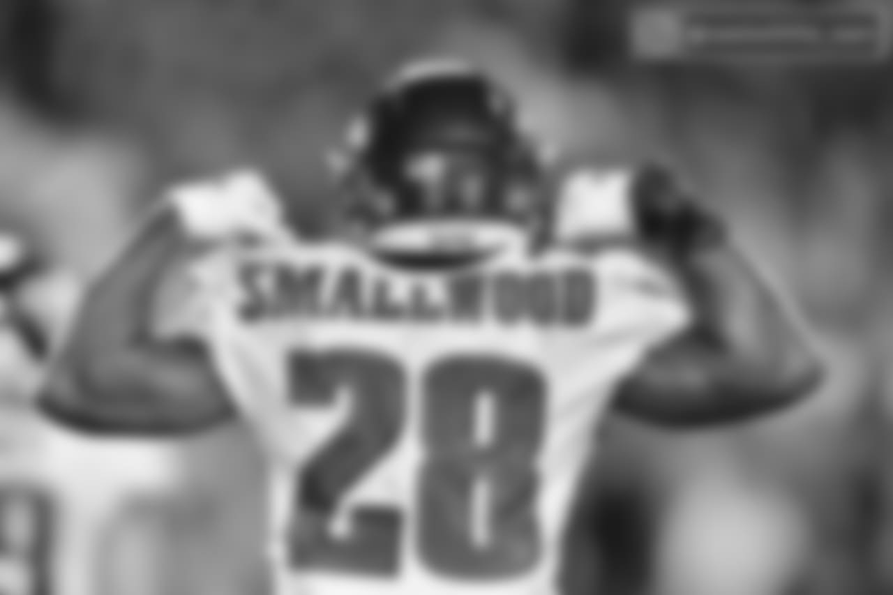 RB Wendell Smallwood: "Respect the Game. #VictoryMonday 🦅"