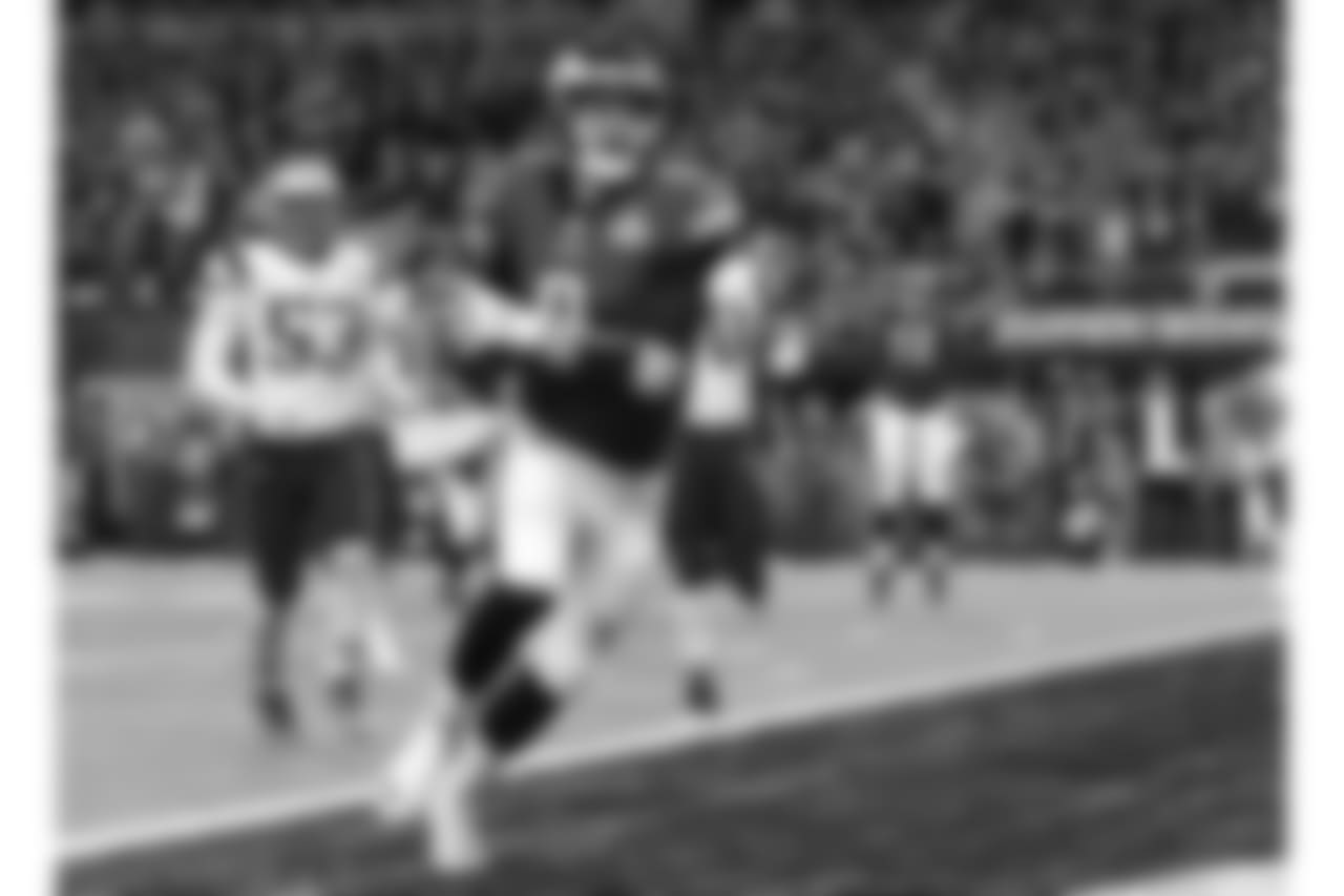 QB Nick Foles