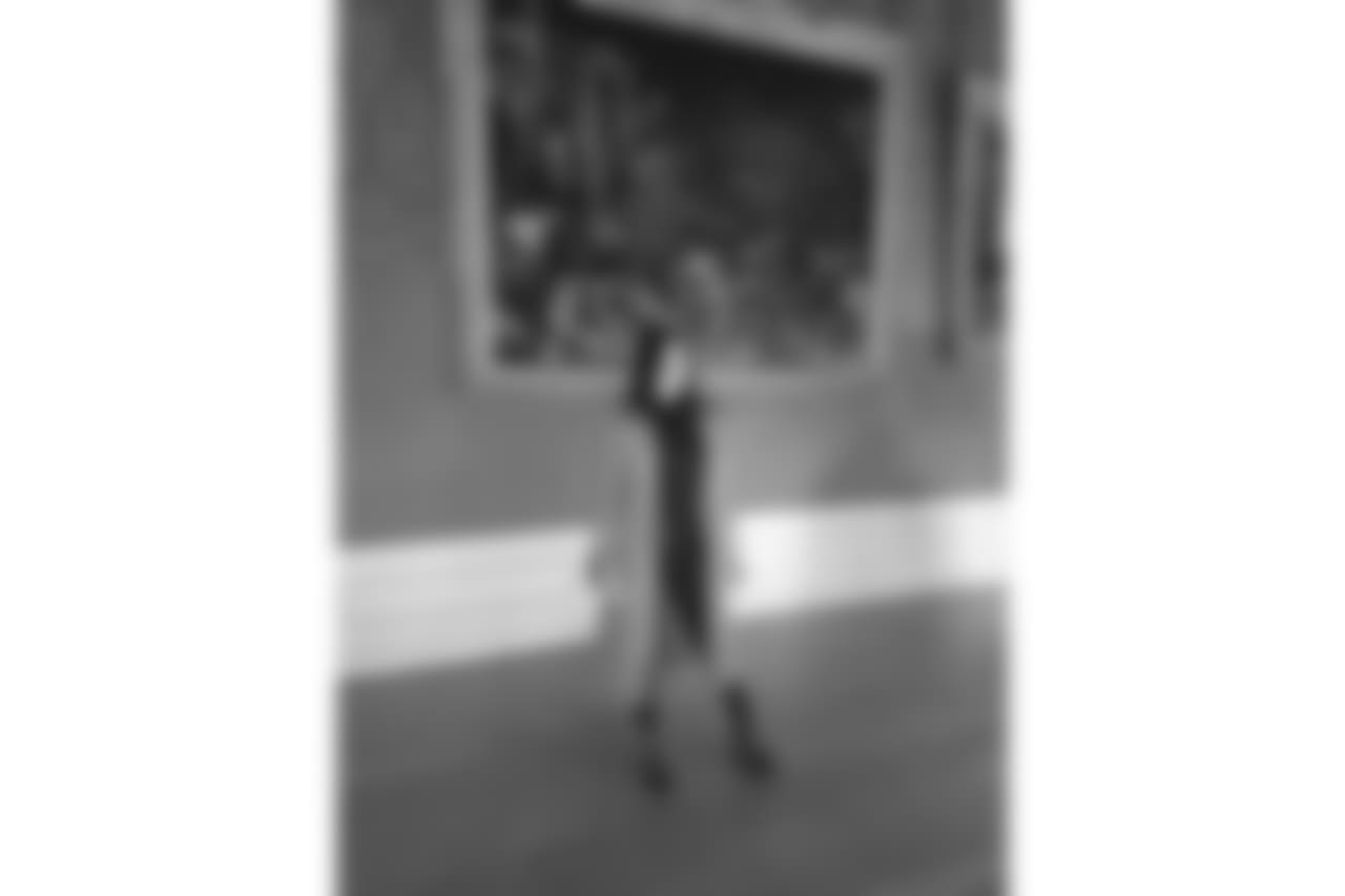 Dana appreciating the art at Kensington Palace