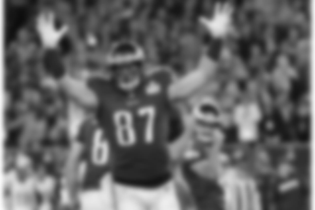 TE Brent Celek