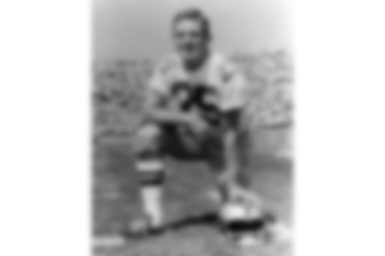 McDonald averaged 17 yards per catch and had a total of 84 touchdowns by the end of his career
