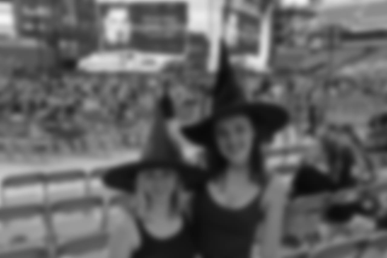 Fans excited for the reputation Stadium Tour