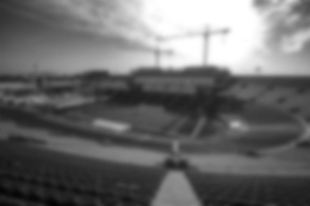 Philadelphia Eagles vs. Los Angeles Rams at the Los Angeles Memorial Coliseum on December 16, 2018