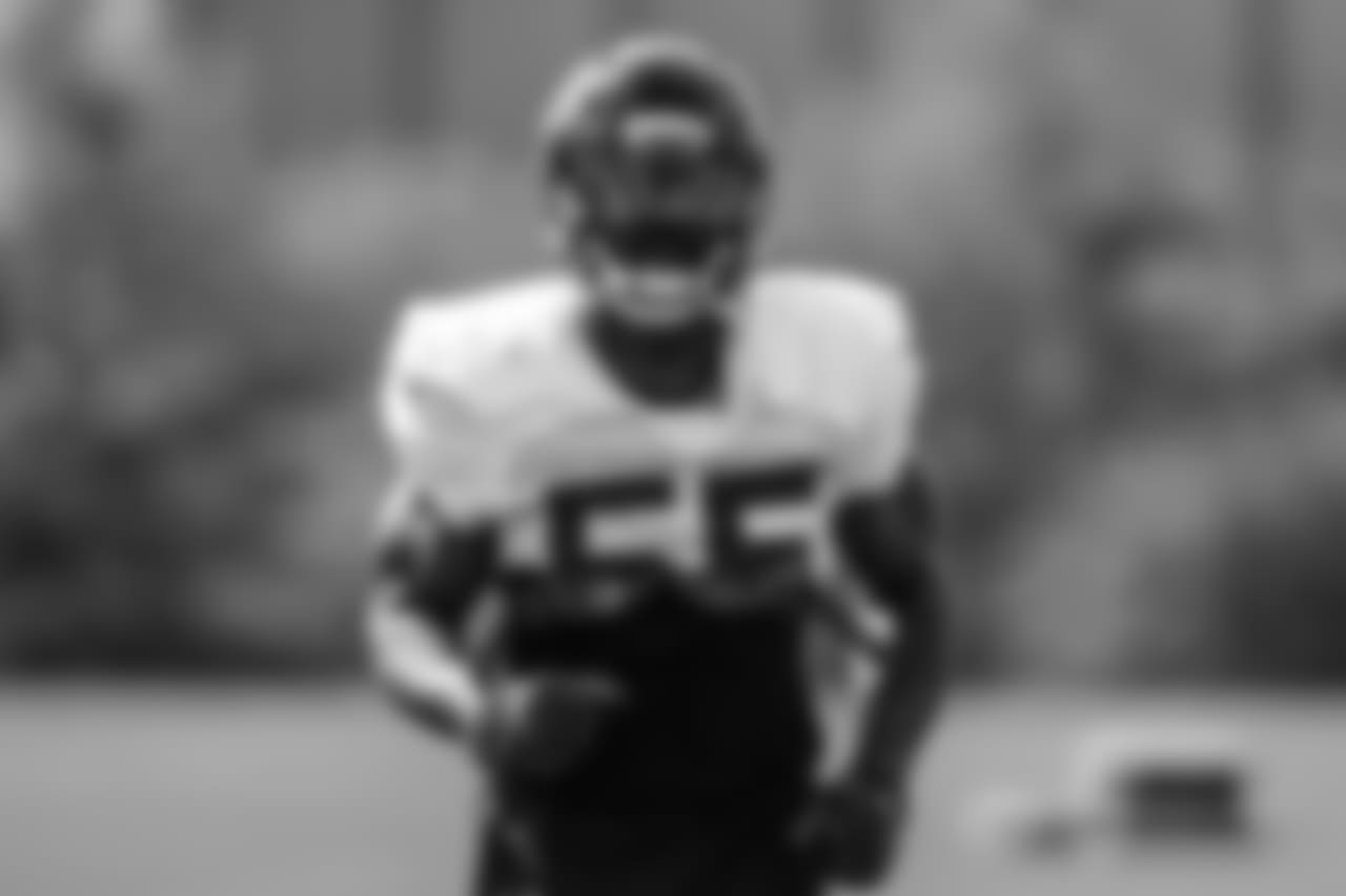LB Bruce Carter
Atlanta Falcons / Kara Durette