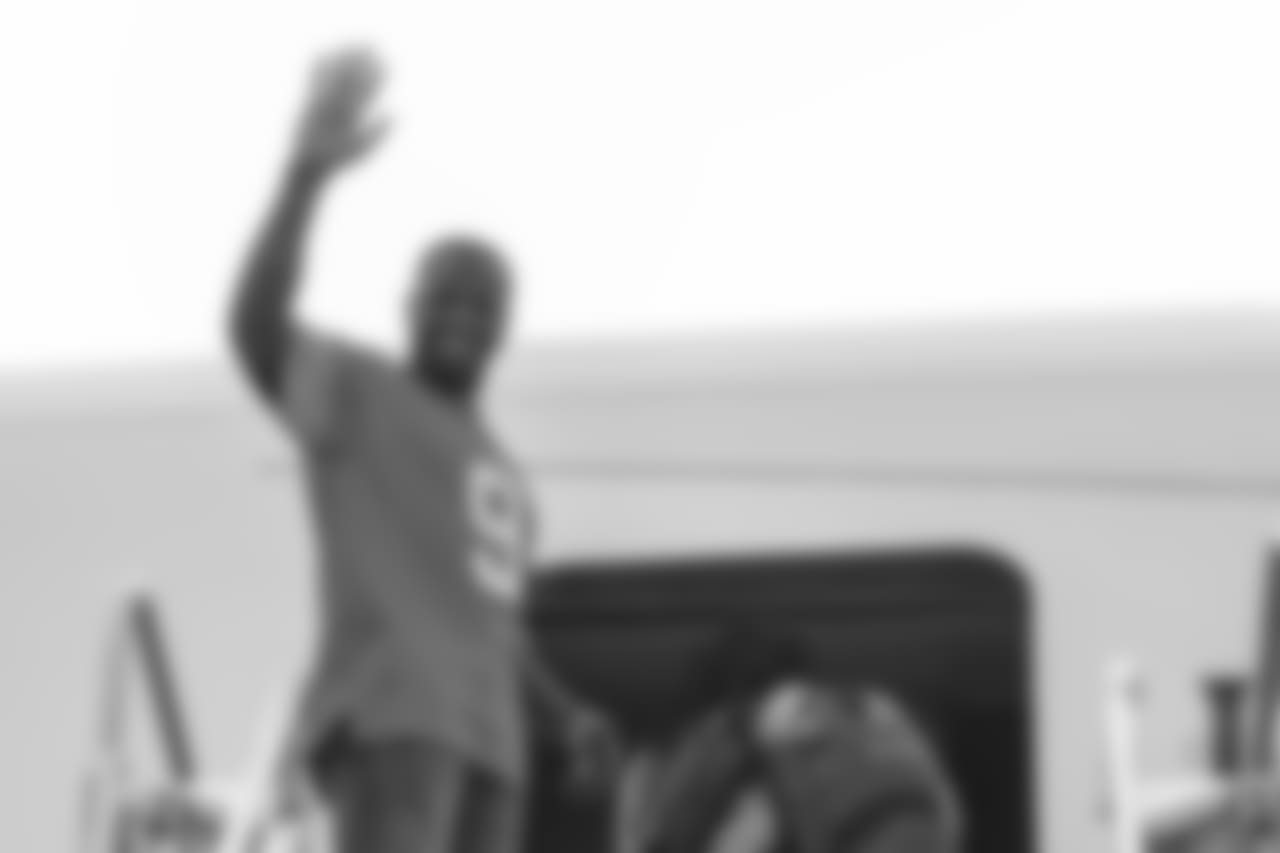 WR Mohamed Sanu