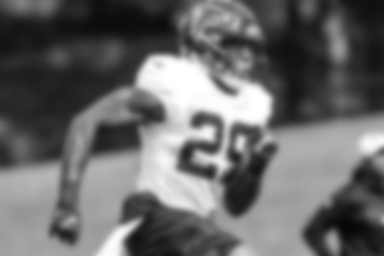 S Jordan Richards
Atlanta Falcons / Kara Durette