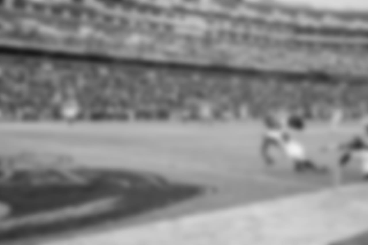 WR Julio Jones keeps going for his first touchdown of the 2018 season.