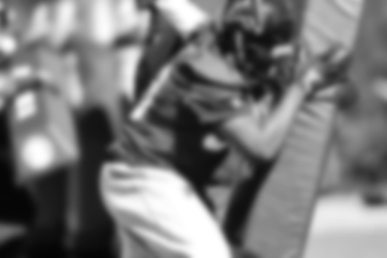 DE Takkarist McKinley
Atlanta Falcons/ Kara Durrette