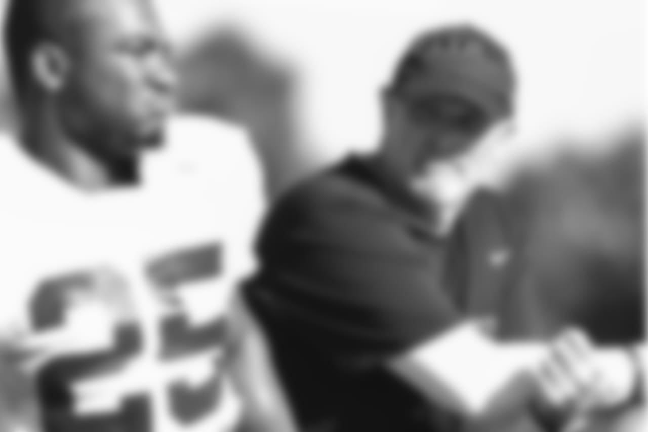 Dan Quinn, Head Coach, RB Ito Smith