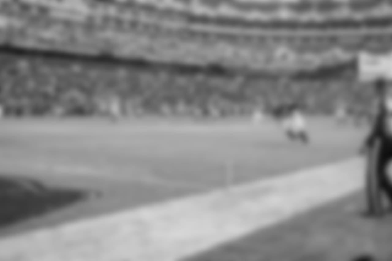 WR Julio Jones keeps going for his first touchdown of the 2018 season.