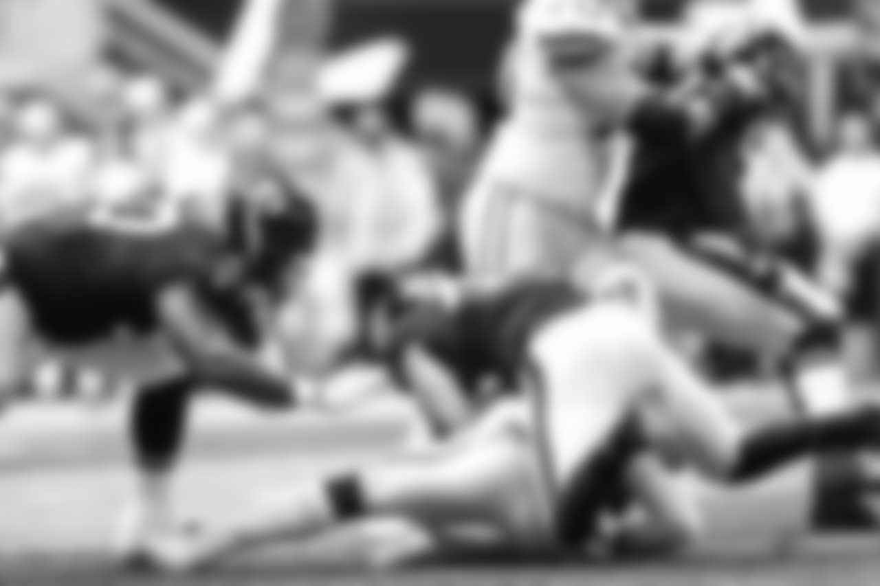OLB Vic Beasley Jr
Atlanta Falcons/ Carmen Mandato