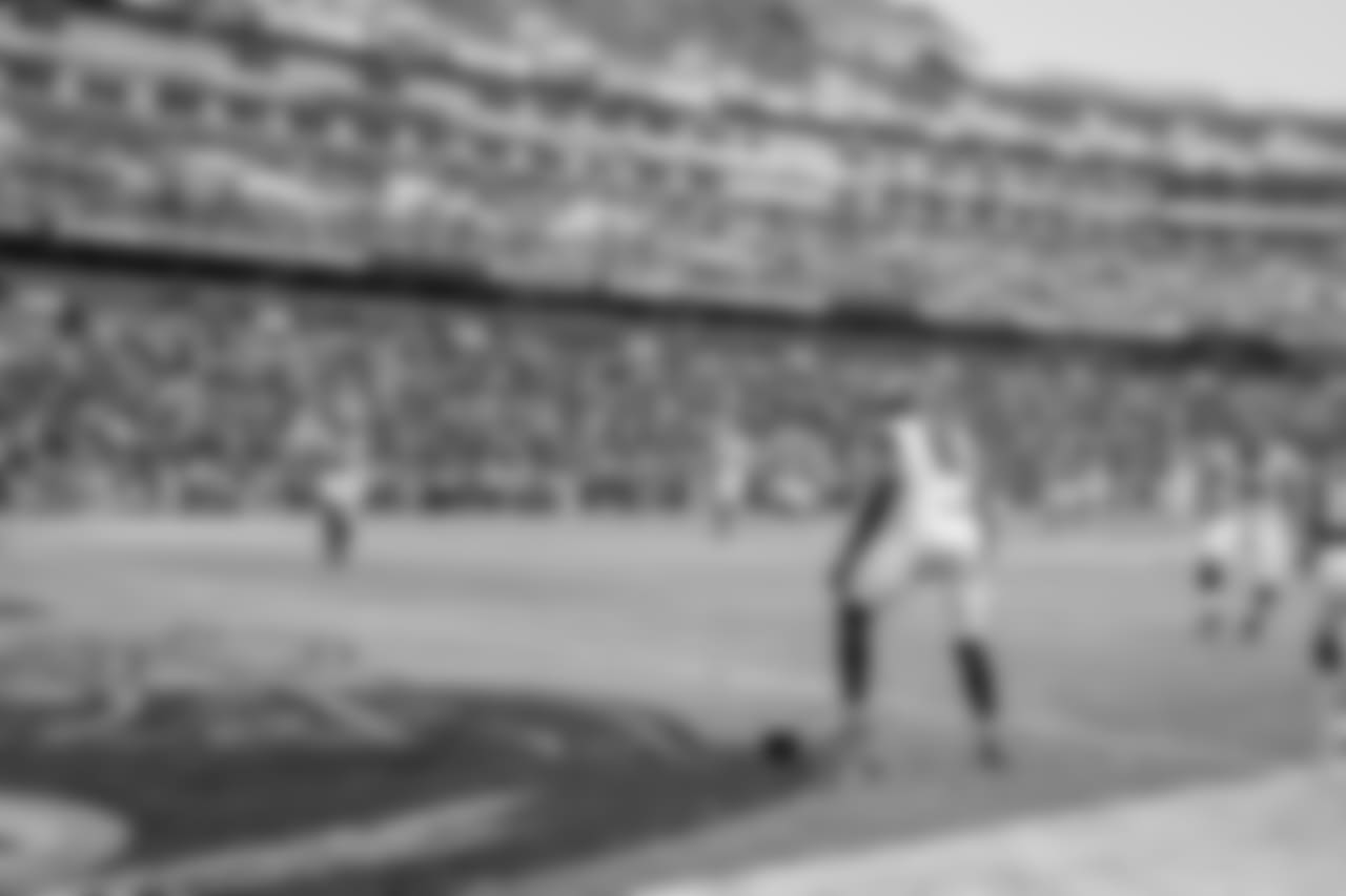 WR Julio Jones keeps going for his first touchdown of the 2018 season.
