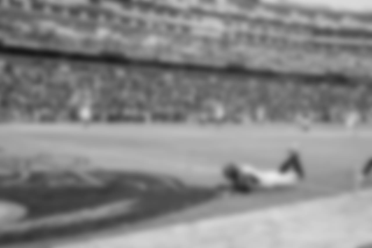 WR Julio Jones keeps going for his first touchdown of the 2018 season.