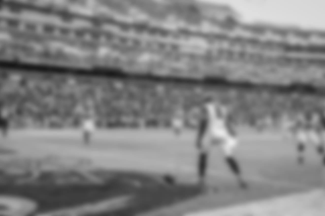 WR Julio Jones keeps going for his first touchdown of the 2018 season.