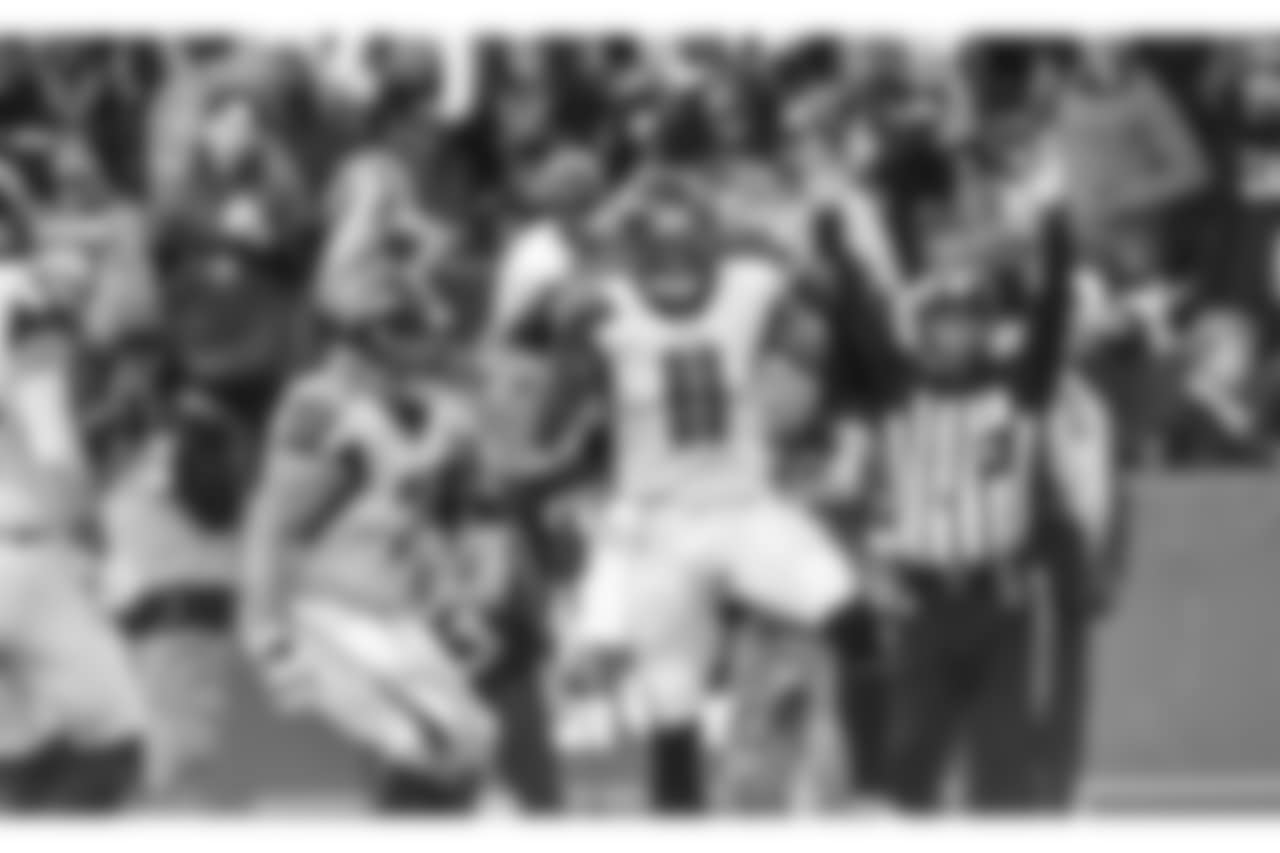 G Wes Schweitzer, WR Julio Jones
Atlanta Falcons / Alika Jenner