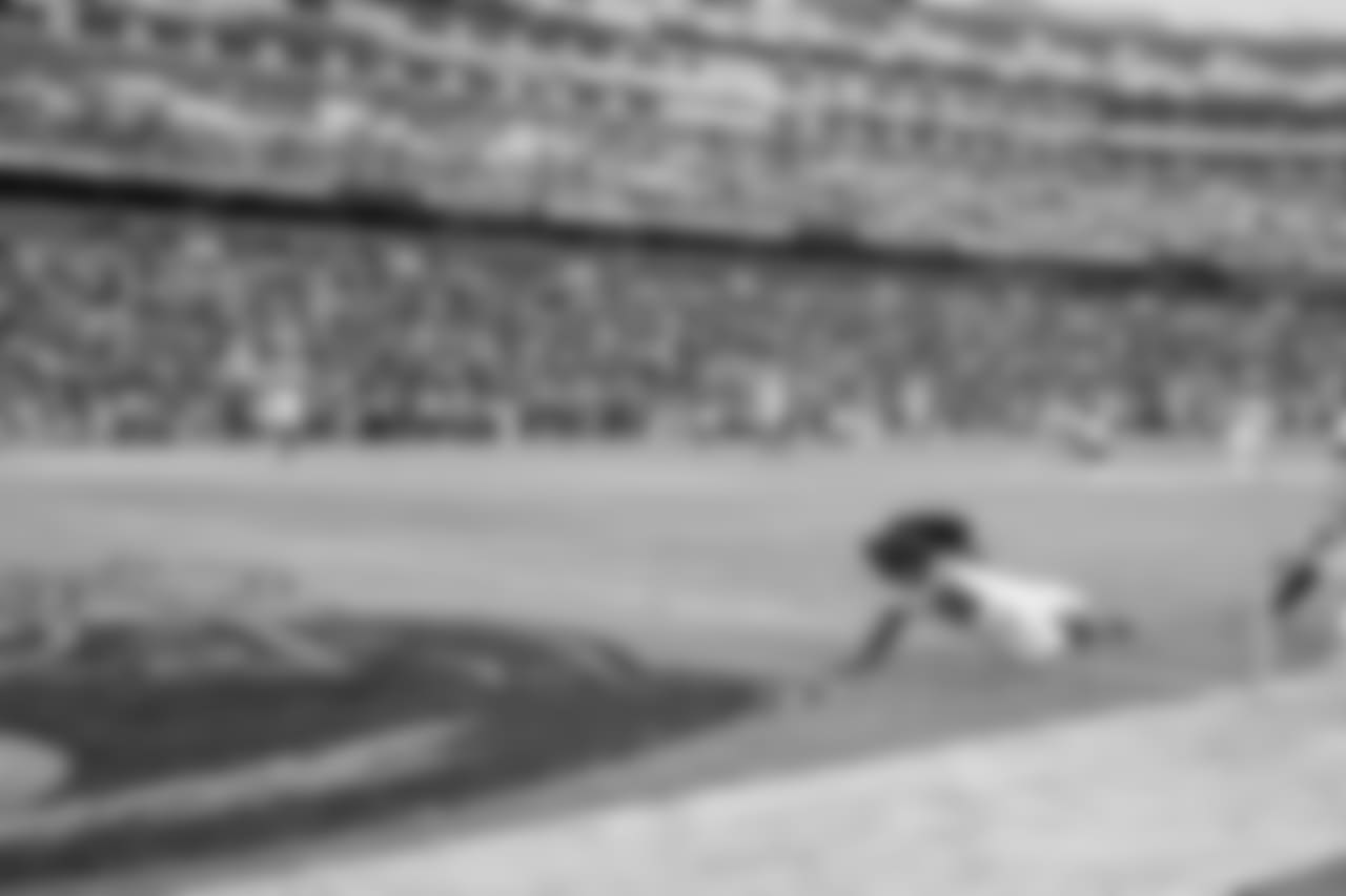 WR Julio Jones keeps going for his first touchdown of the 2018 season.