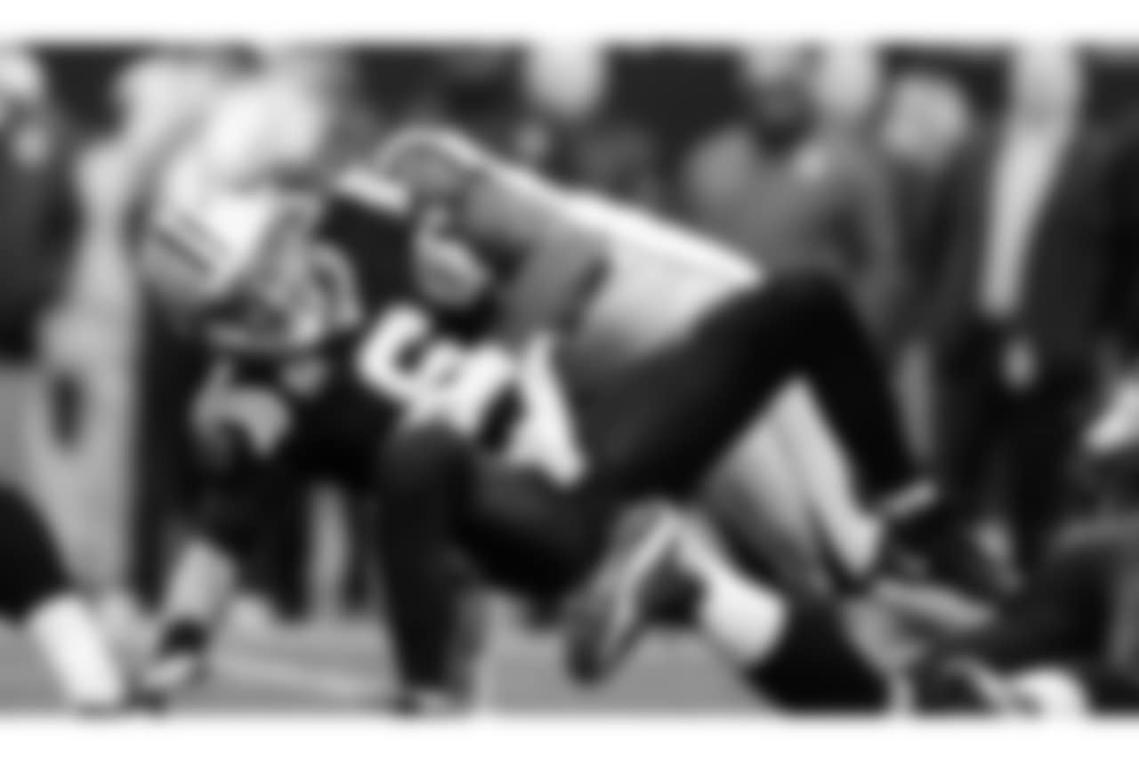 DE Takk McKinley
Atlanta Falcons / Kara Durrette
