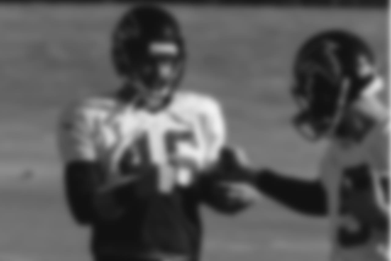 LS Jon Condo
Atlanta Falcons/ Kara Durrette