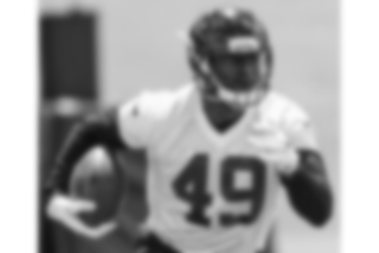 OLB Richard Jarvis