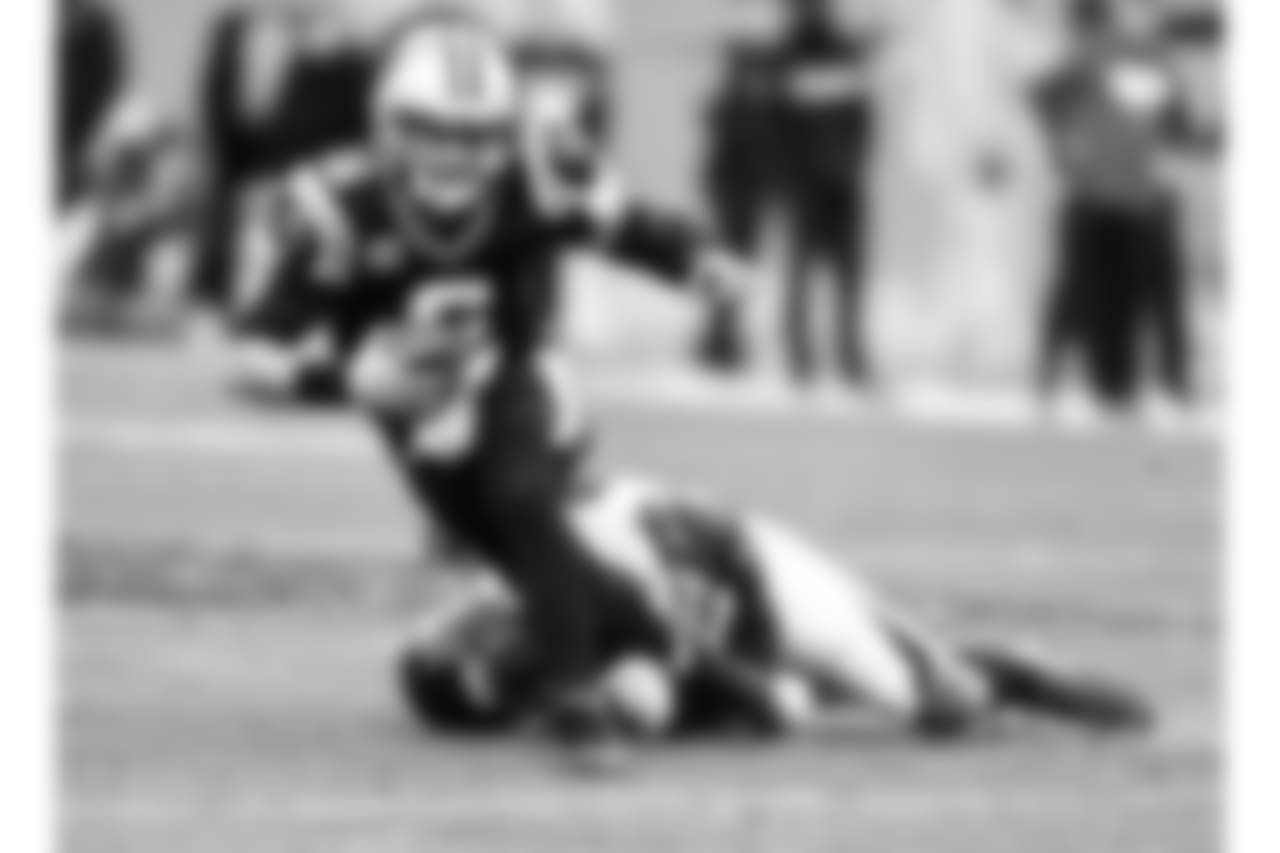 DE Bruce Irvin
Atlanta Falcons / Lynn Bass