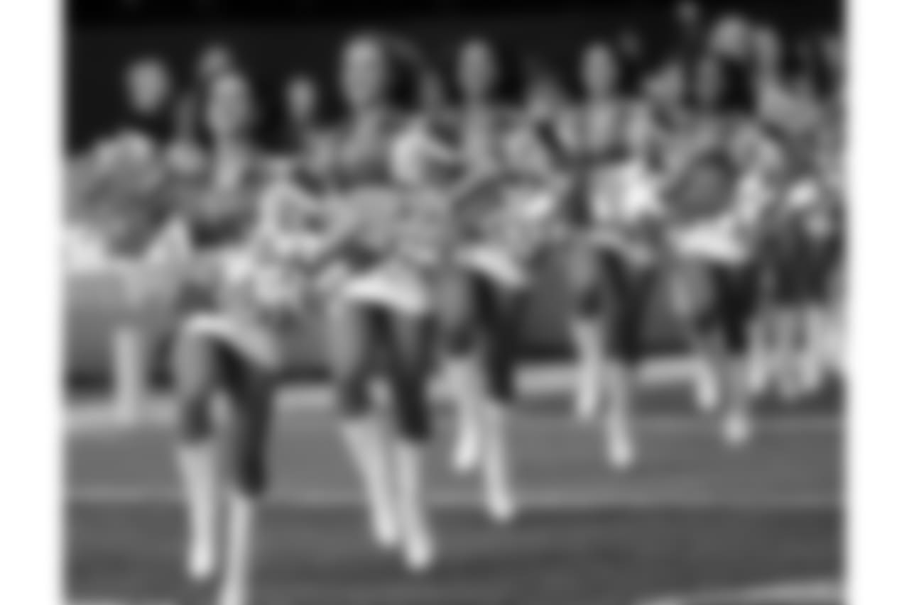 NOvsATL_Cheer_AB_09232018_0216