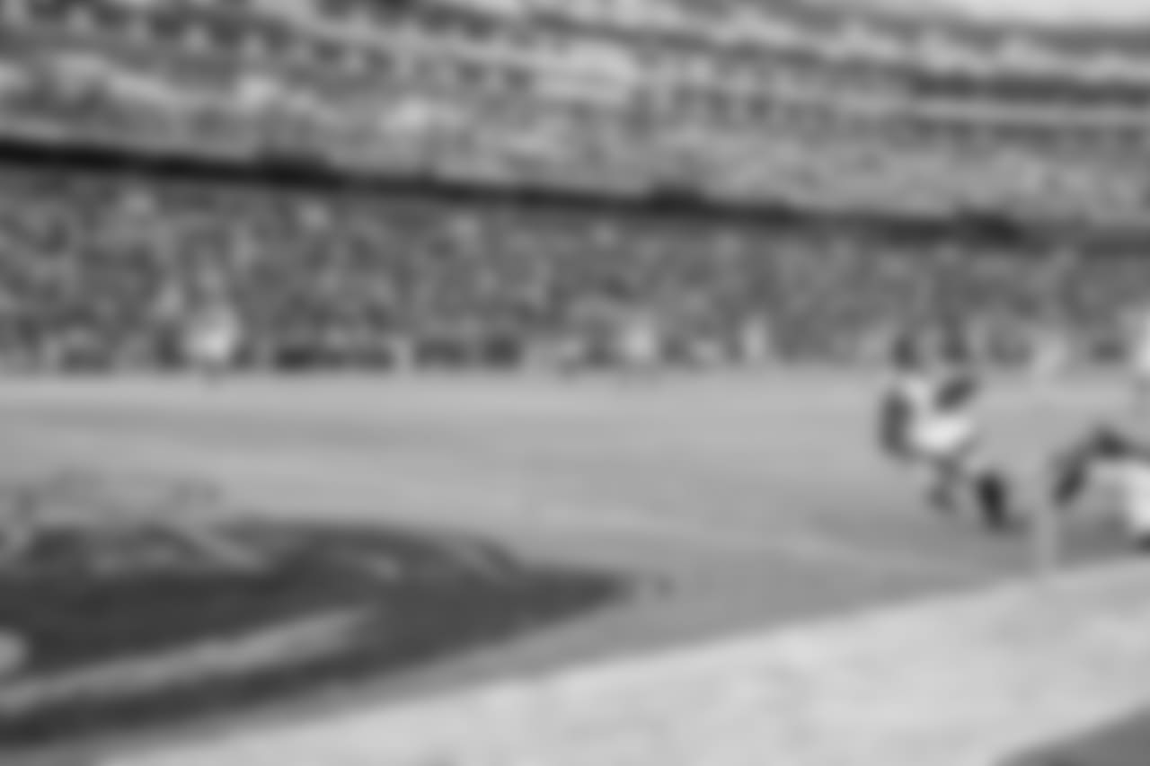 WR Julio Jones keeps going for his first touchdown of the 2018 season.