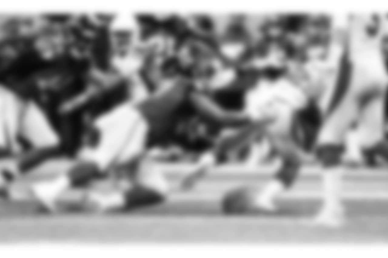 DT Grady Jarrett
Atlanta Falcons / Lynn Bass