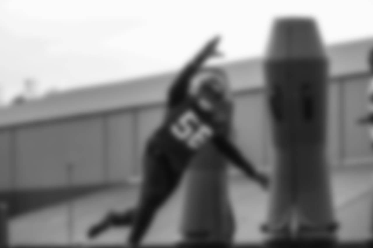 DE Steven Means
Atlanta Falcons/ Kara Durrette