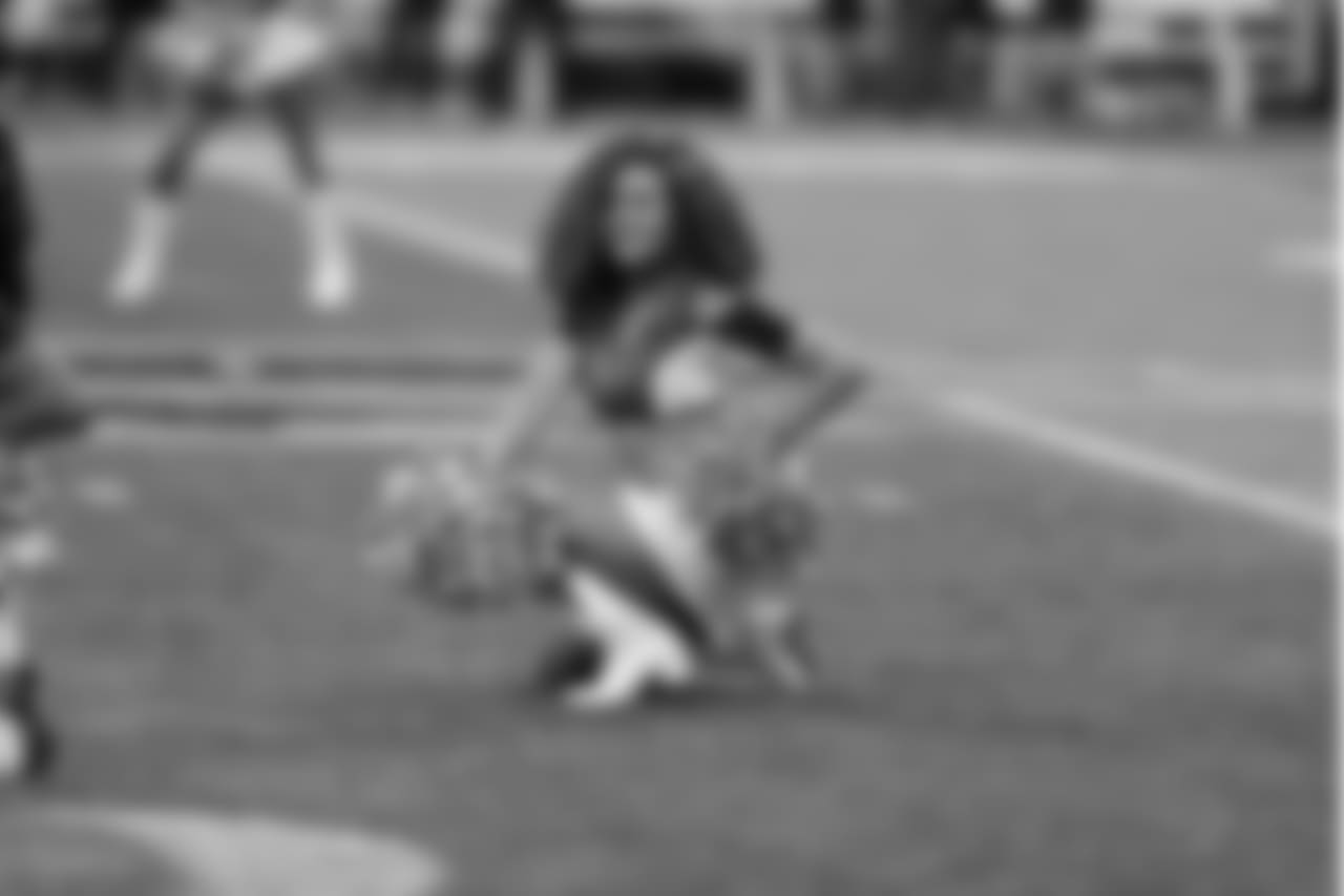 NOvsATL_Cheer_AB_09232018_0215