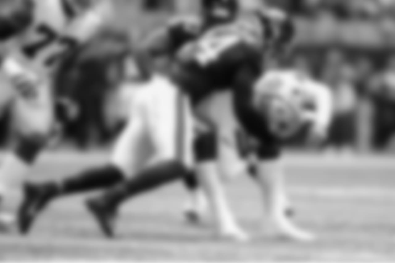OLB Vic Beasley Jr
Atlanta Falcons/ Lynn Bass
