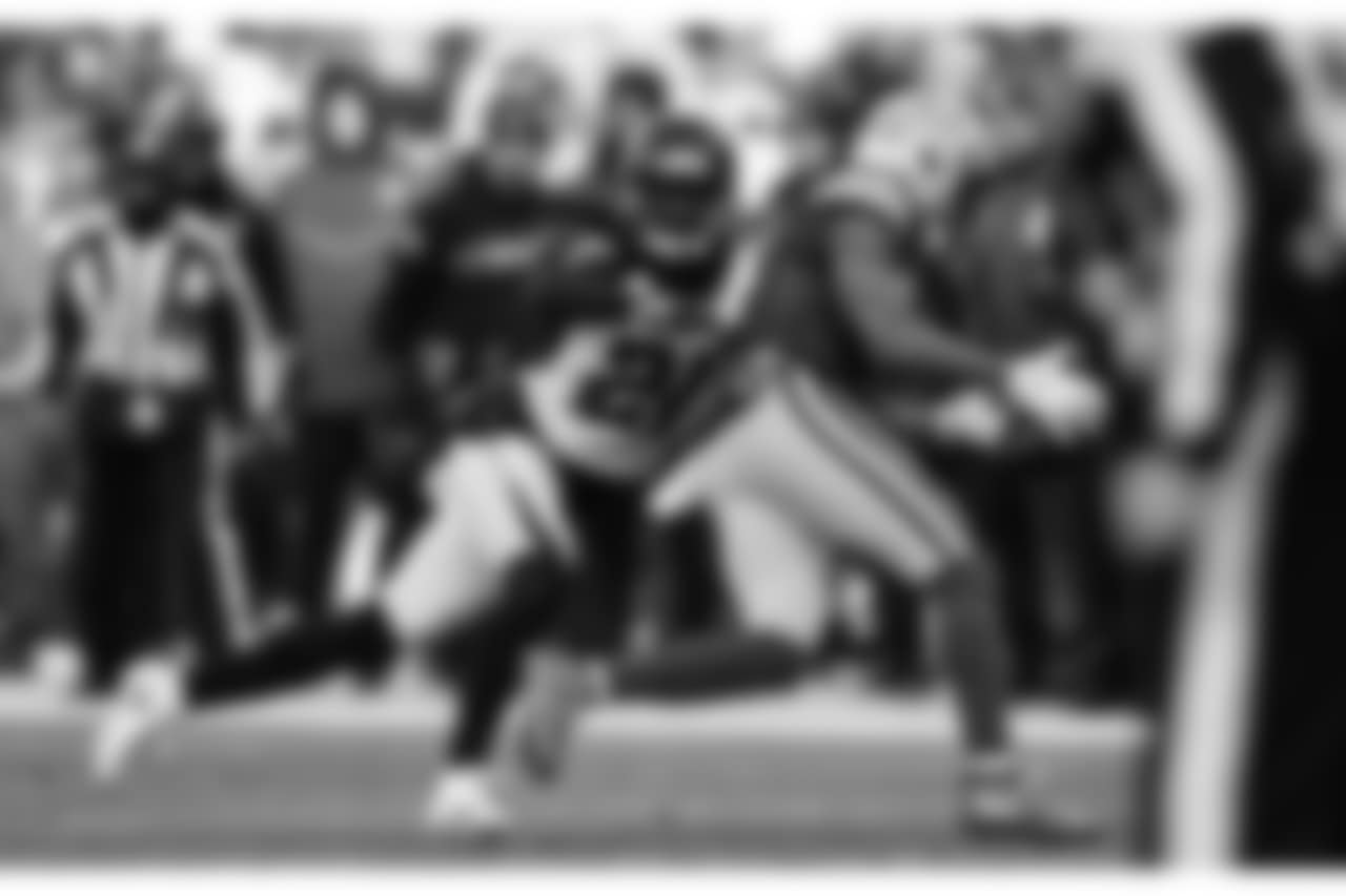 CB Desmond Trufant
Atlanta Falcons / Alika Jenner