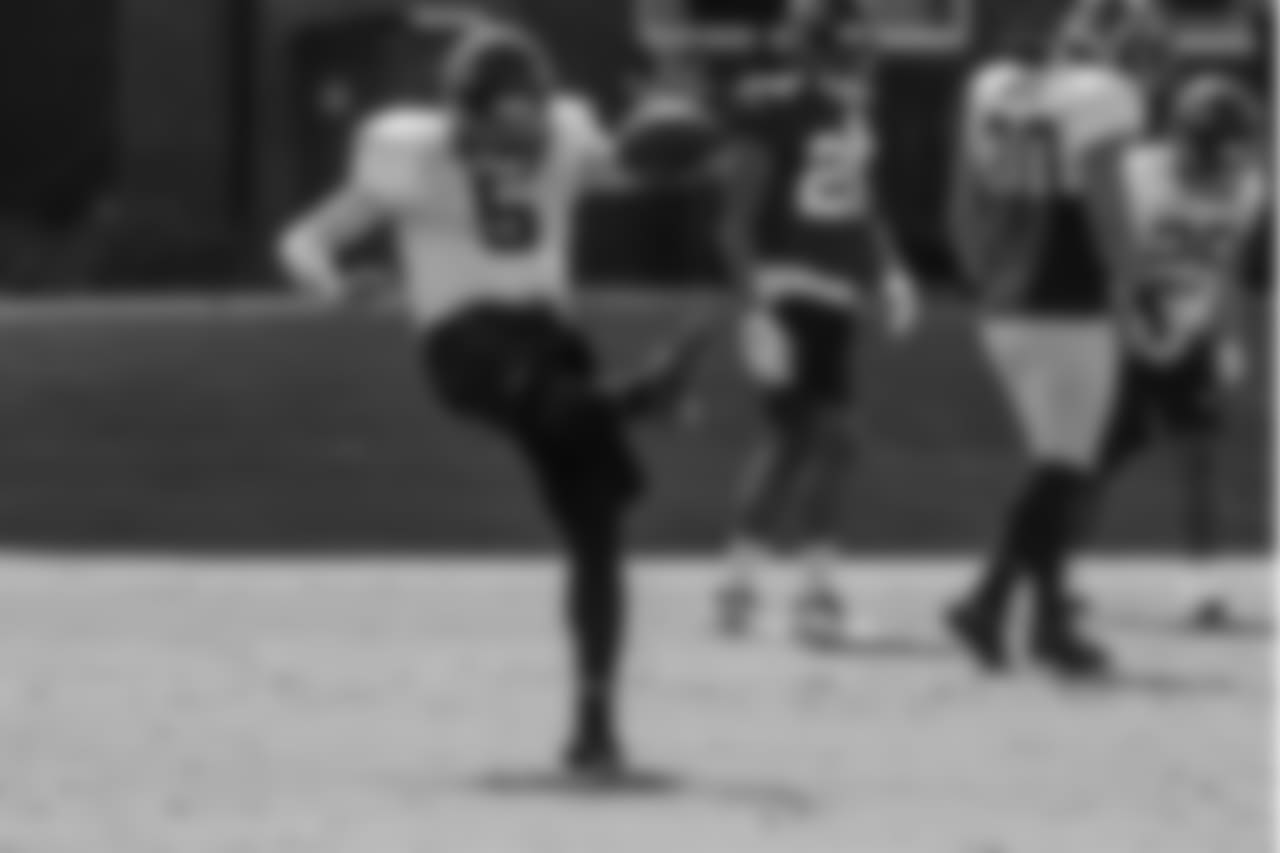 P Matt Bosher
Atlanta Falcons/ Kara Durrette