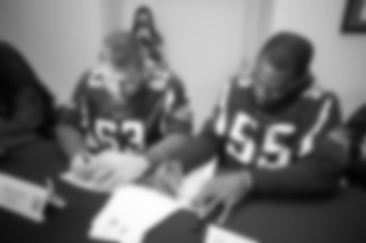 G Ben Garland, LB Bruce Carter
Atlanta Falcons/ Carmen Mandato