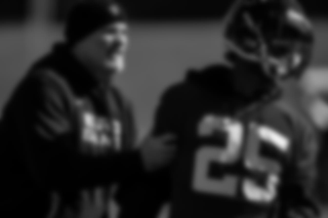Dan Quinn, Head Coach, RB Ito Smith
Atlanta Falcons/ Carmen Mandato