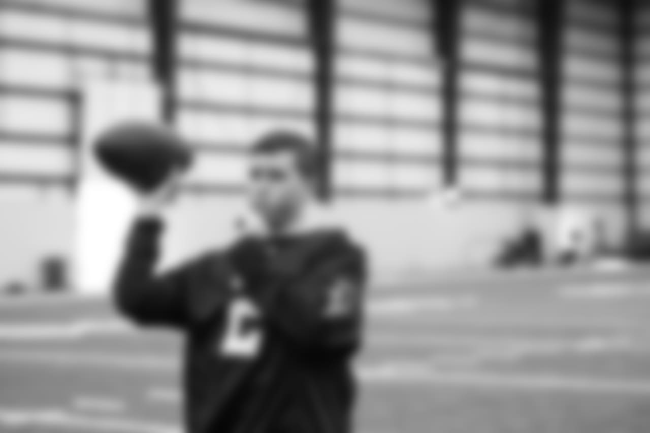 Atlanta Falcons/ Carmen Mandato