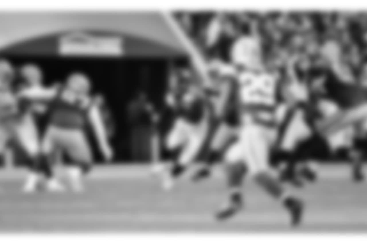 RB Ito Smith
Atlanta Falcons / Alika Jenner